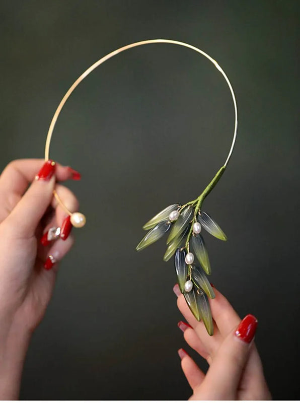 Bamboo Leaf Tassel Choker Necklace For Women