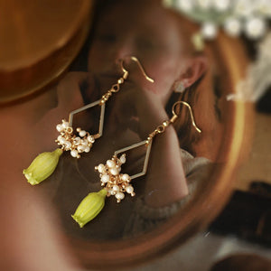 Natural Pearl Vintage Preserved Dried Flower Earrings