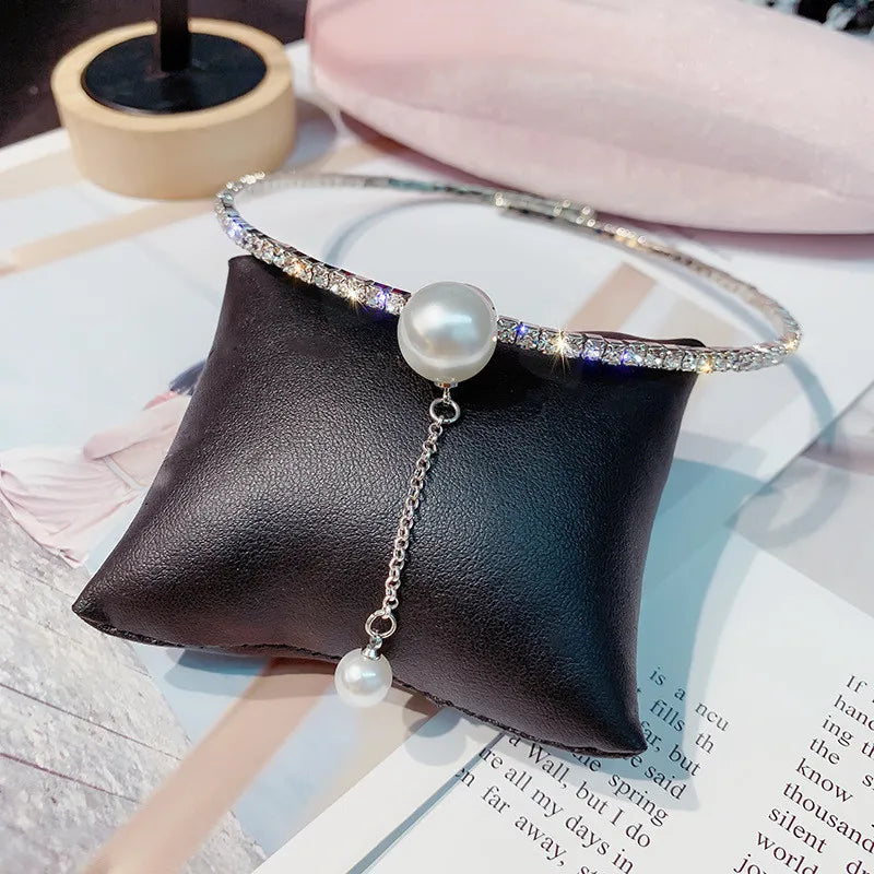Simulated Pearl Choker Necklace Silver Rhinestone Torques Neck