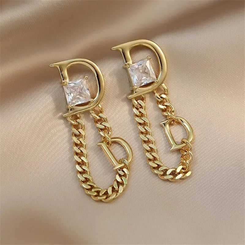 Vintage French Style Tassel Stud Earrings for Women Party Accessories