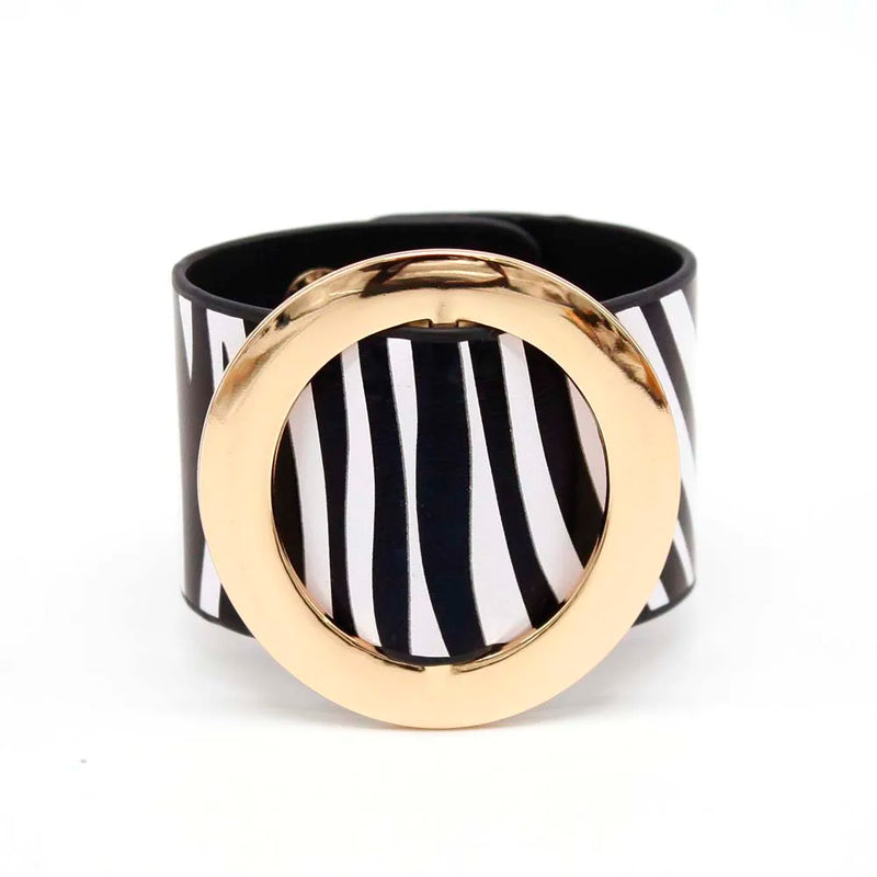Brindle Wide Circle Leather Bracelet Geometric Metal Wrap Charm Jewelry