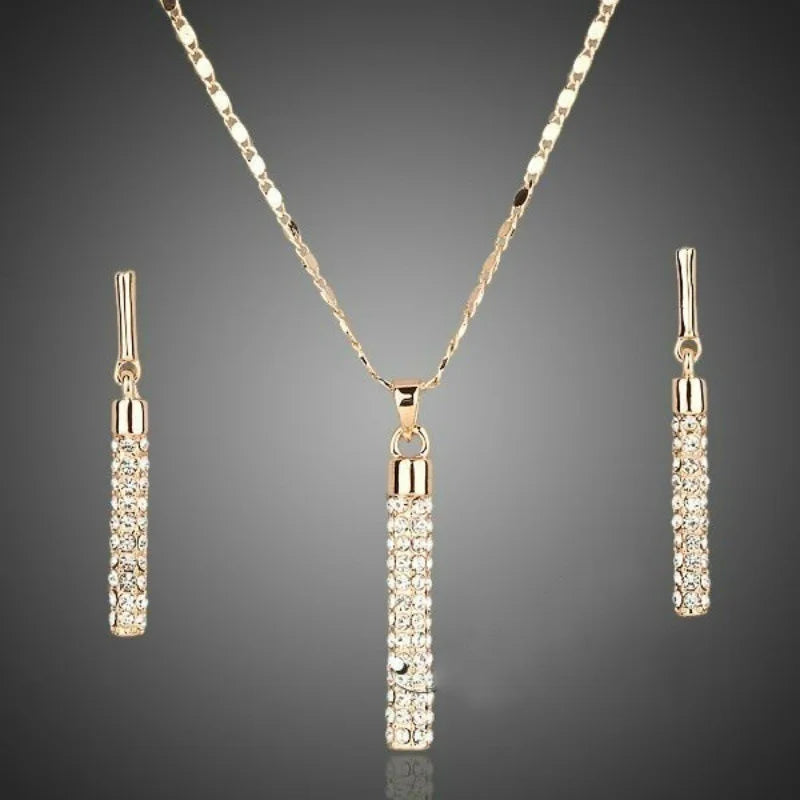 Diamond-studded Rod Earrings Necklace Set