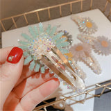Daisy Jewelry Hair Clips Hair Claw Clip Flower Hair pins Barrette Women Summer