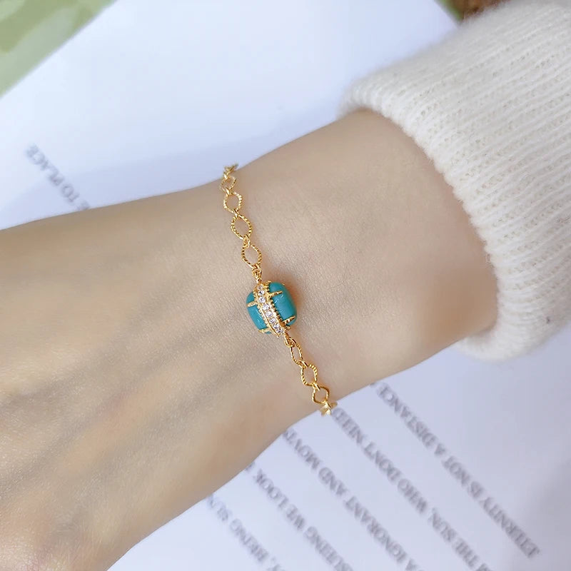 Delicate Round Charm Bracelet for Women