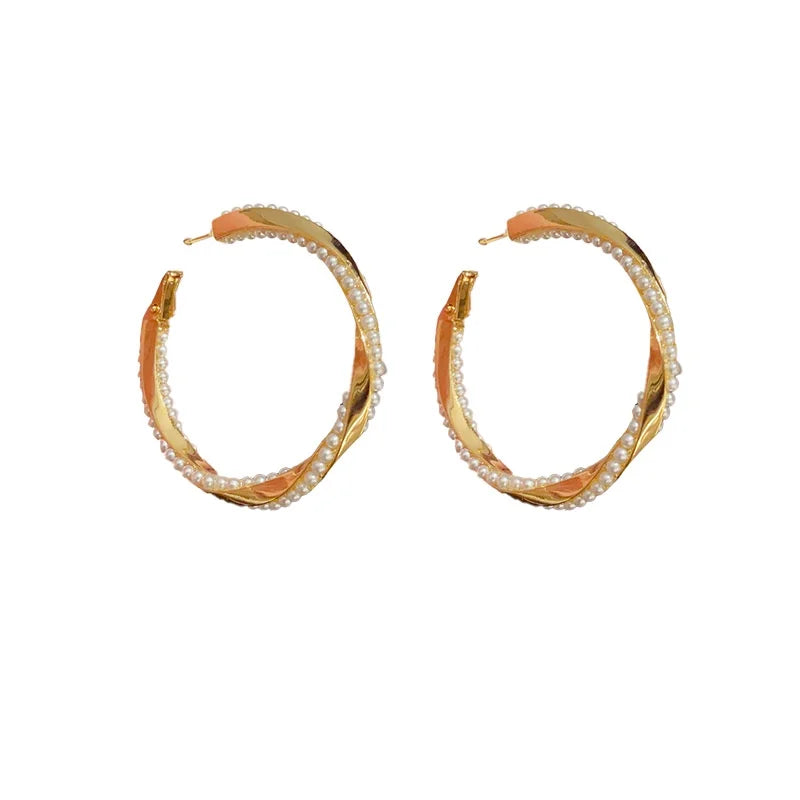 Metal Twist Pearl Earrings