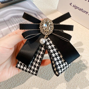 Rhinestone Pearl Bow Tie Brooches for Women