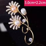Freshwater Pearl Flower Brooch Pin CZ Brooches Women Coat Accessories