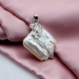 Natural Freshwater Pearl Pendant Baroque Ladies Necklace