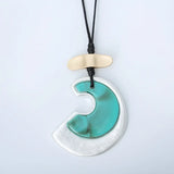 Vintage Resin Moon Pendant Collar Necklace for Women