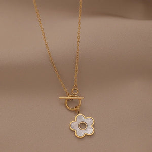 Princess Wind Titanium Steel Flower Pendant Necklace