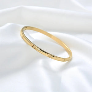 Minimalist Sun Flower Stainless Steel Bangle Bracelet