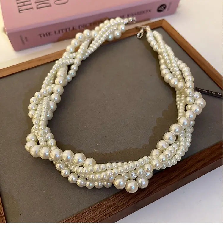 Layer Pearl Pendant Necklace for Women Vintage Baroque Clavicle Chain