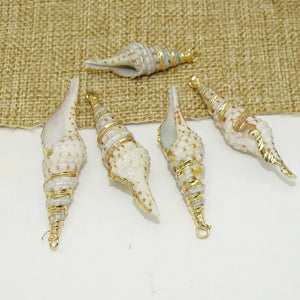 Cowrie Shell Pendant Necklace for Women, Natural Shell-Wrapped Pendant