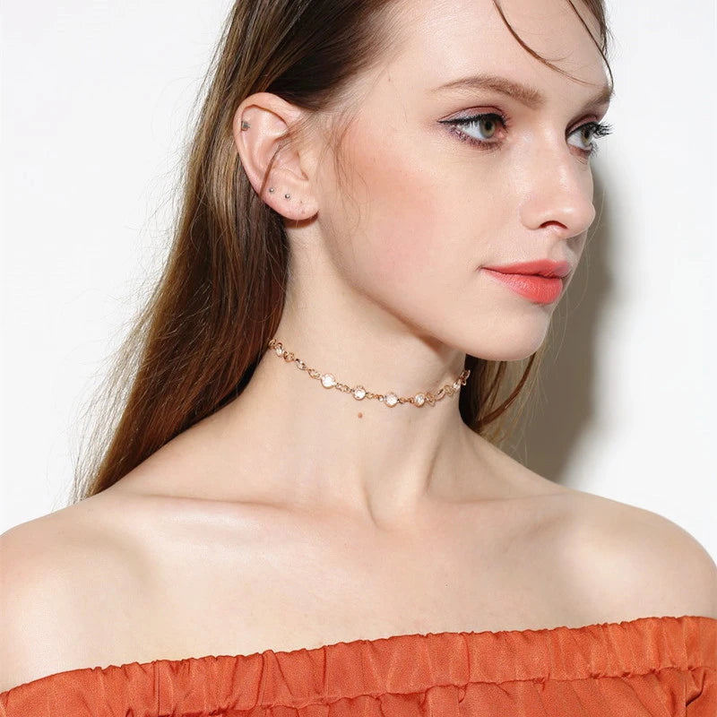 Vintage Choker Necklaces for Women Pendant Necklace