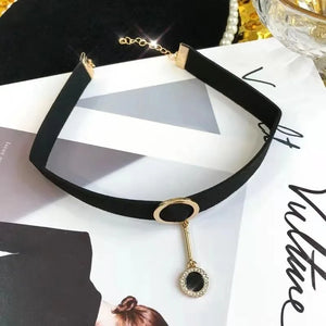 Punk Wide Choker Necklace with Small Pendant