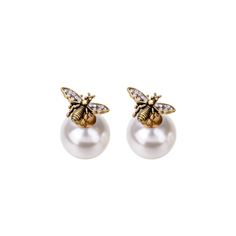Retro Bee Personality Earrings Female Asymmetric Ladies Earrings