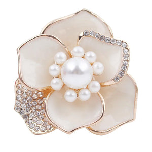 Rhinestone Flower Brooches Women Scarf Clip Pearl Jewelry Accessory