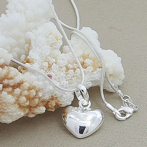 925 Silver Heart Pendant Necklace with Diamond Accent