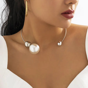 Asymmetric Geometric Beads Necklace