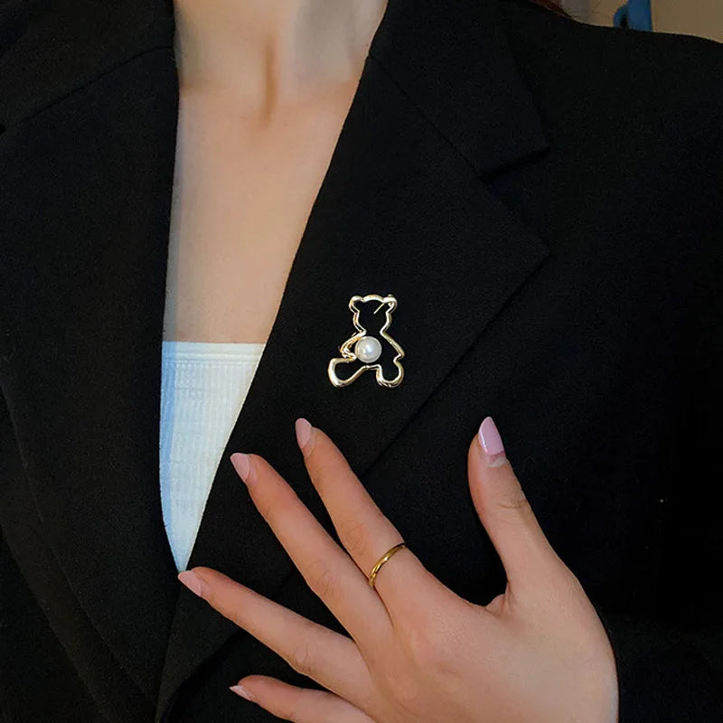 Hollow Bear Brooch Women Tiny Animail Pendant Anniversary Gift