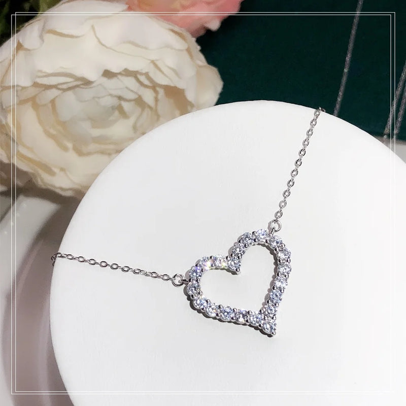 High Jewelry Heart Pendant Necklace for Women