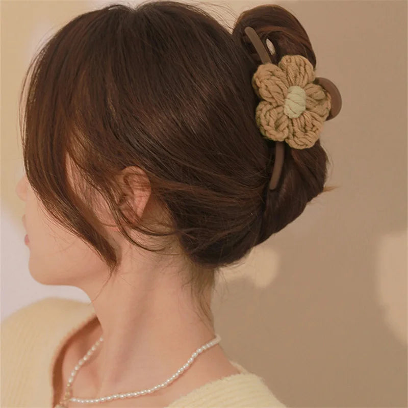 Coffee-colored Wool Flower Hair Clip High-end Shark Clip