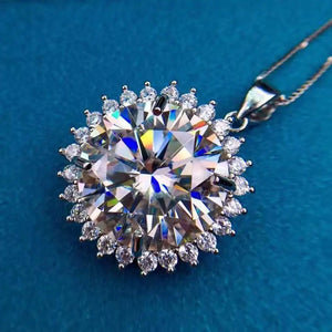 Moissan Diamond Pendant Necklace 13 Carats Women's Matching Accessories