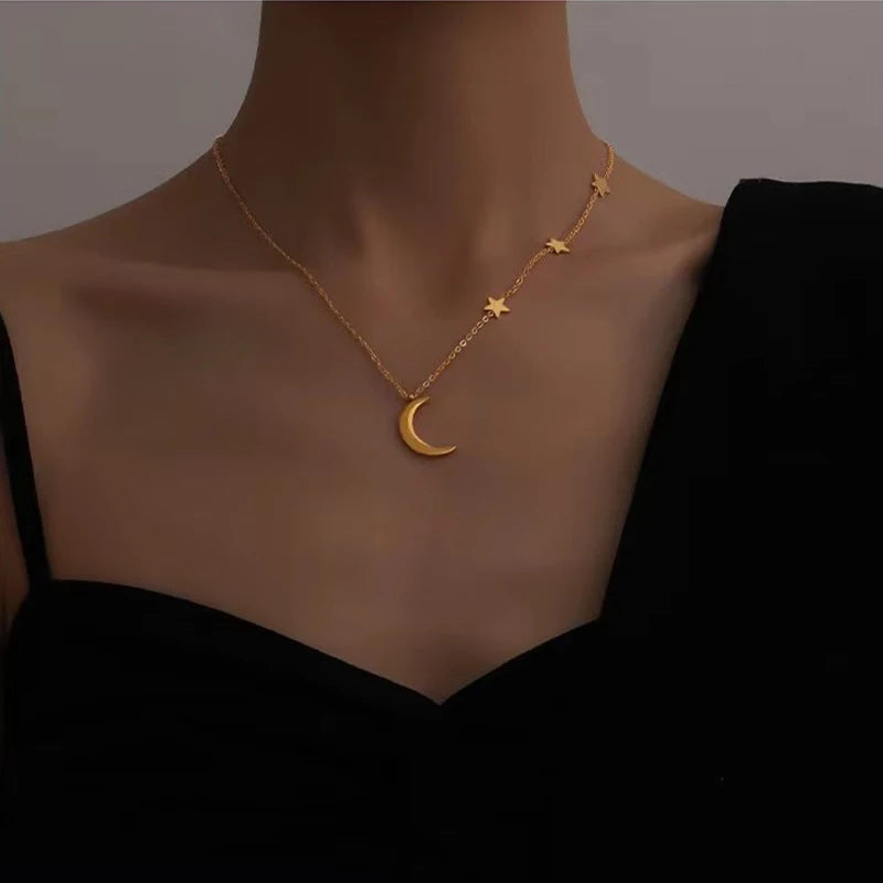 Multi-Layer Star and Moon Choker Necklace For Women
