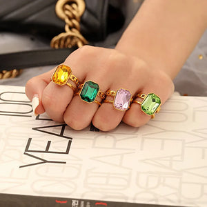 Vintage Punk Emerald Ring For Women INS Light Open Adjustable Ring