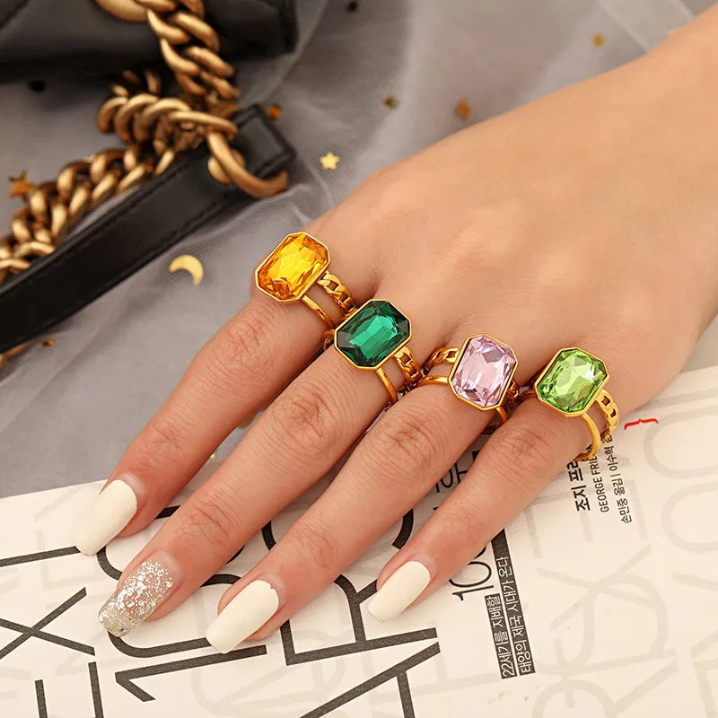 Vintage Punk Emerald Ring For Women INS Light Open Adjustable Ring