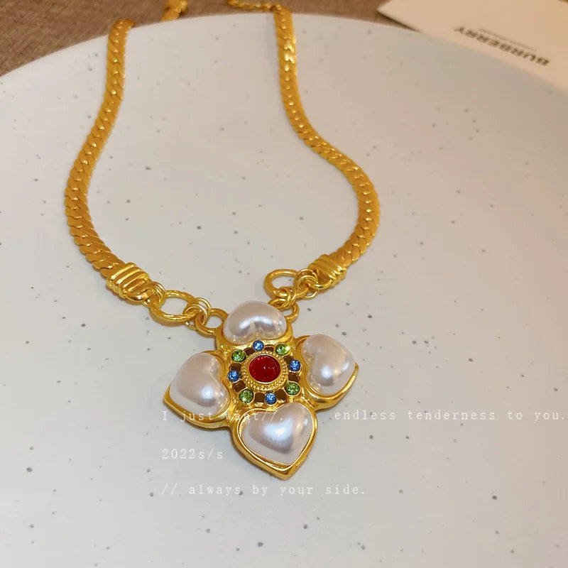 Vintage Flower Pearl Necklace Retro Clavicle Chain Antique Tempt Necklace