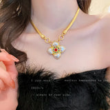 Vintage Flower Pearl Necklace Retro Clavicle Chain Antique Tempt Necklace