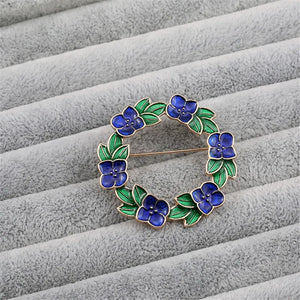 Big Wreath Brooch Pin for Shawl Collar Overcoat