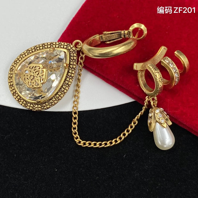 European American Single Ear Clip