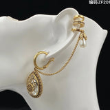 European American Single Ear Clip