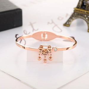 Fashionable Titanium Steel Bracelet Rose Talisman Fu Lock Female Jewelry Set