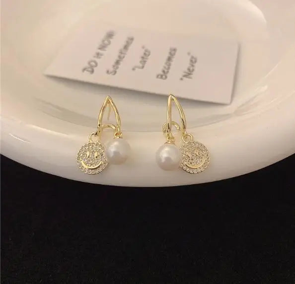 Classic South Sea Shell Pearl Top Rhinestone Stud Earrings