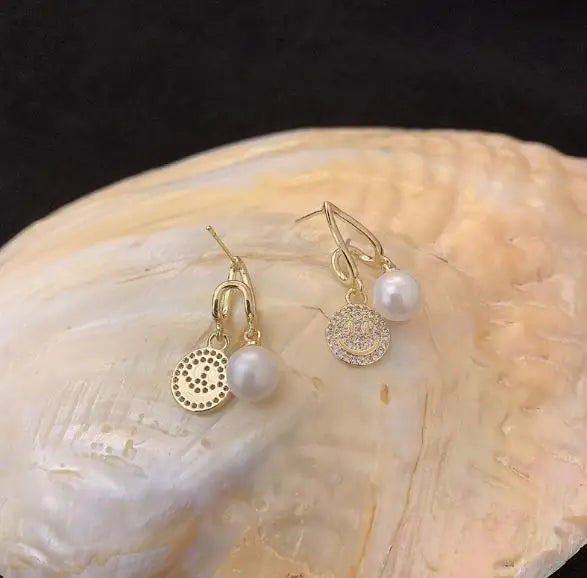 Classic South Sea Shell Pearl Top Rhinestone Stud Earrings
