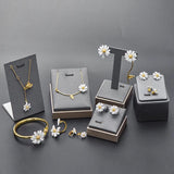 Daisy Flower Earrings Bee Pendant Set