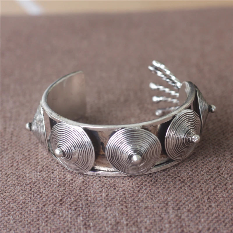 Yunnan Ethnic Phoenix Bracelet - Female Model