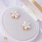 Feminia Minimalist Tiny Flower Earring 14K Stud Earrings Wedding Jewelry
