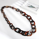 FishSheep Geometric Resin Chain Pendant Necklace