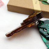 FishSheep Acrylic Leopard Brooch for Women Resin Lion Tiger Pin Female Broches