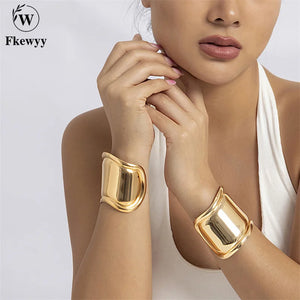Vintage Alloy Women Bracelet Bohemian Jewelry Sorority Cuff Bracelet