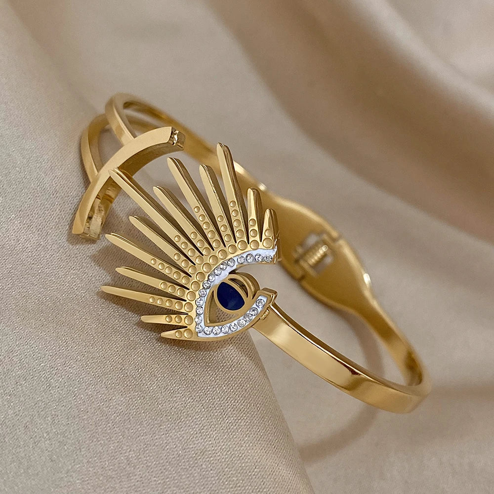 Vintage Inlay Rhinestones Eyes Stainless Steel Bracelet Bangle For Women