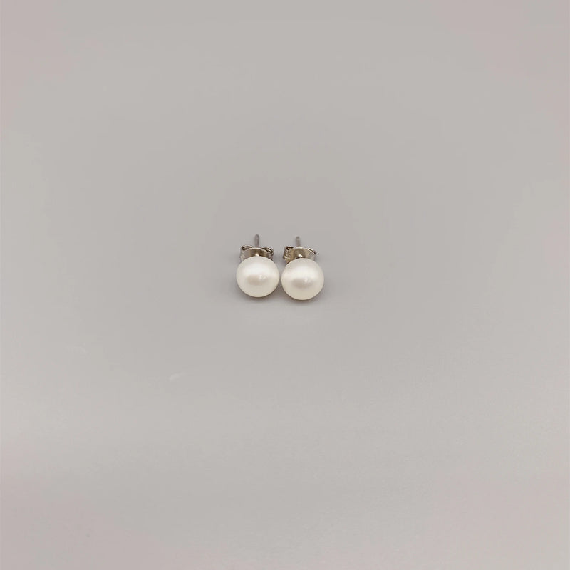 Freshwater Pearl Earring 925 Sterling Silver Backings Classic Stud Earring