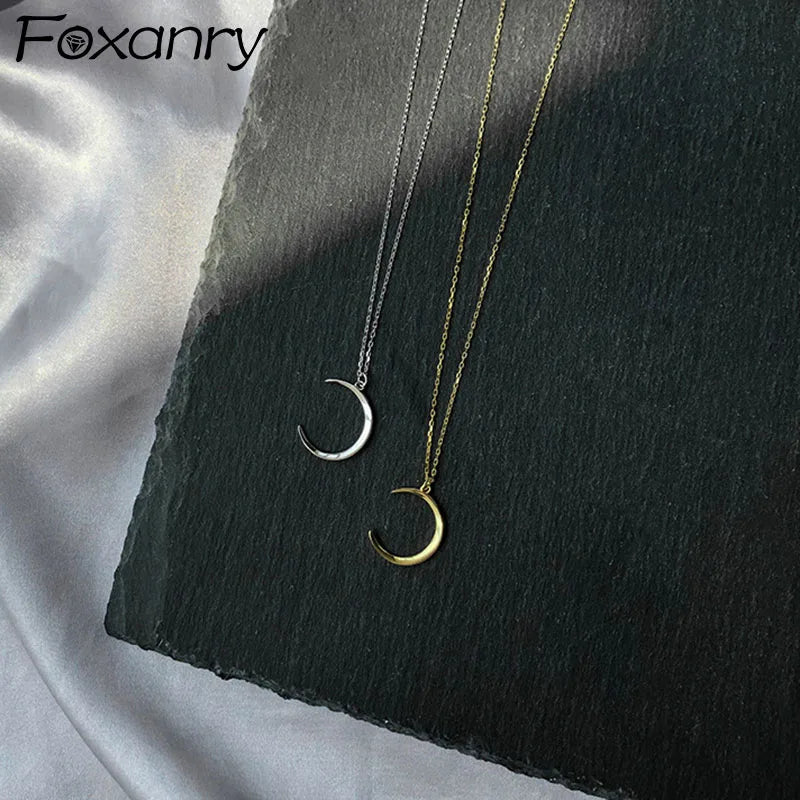 Foxanry Minimalist Silver Chain Necklace with Moon Pendant