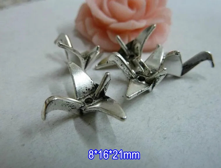 100 pcs Vintage Metal Crane Pendant