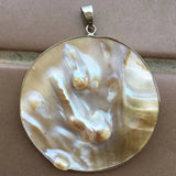 Mother of Pearl Shell Pendant Bead PWB733