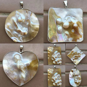 Mother of Pearl Shell Pendant Bead PWB733